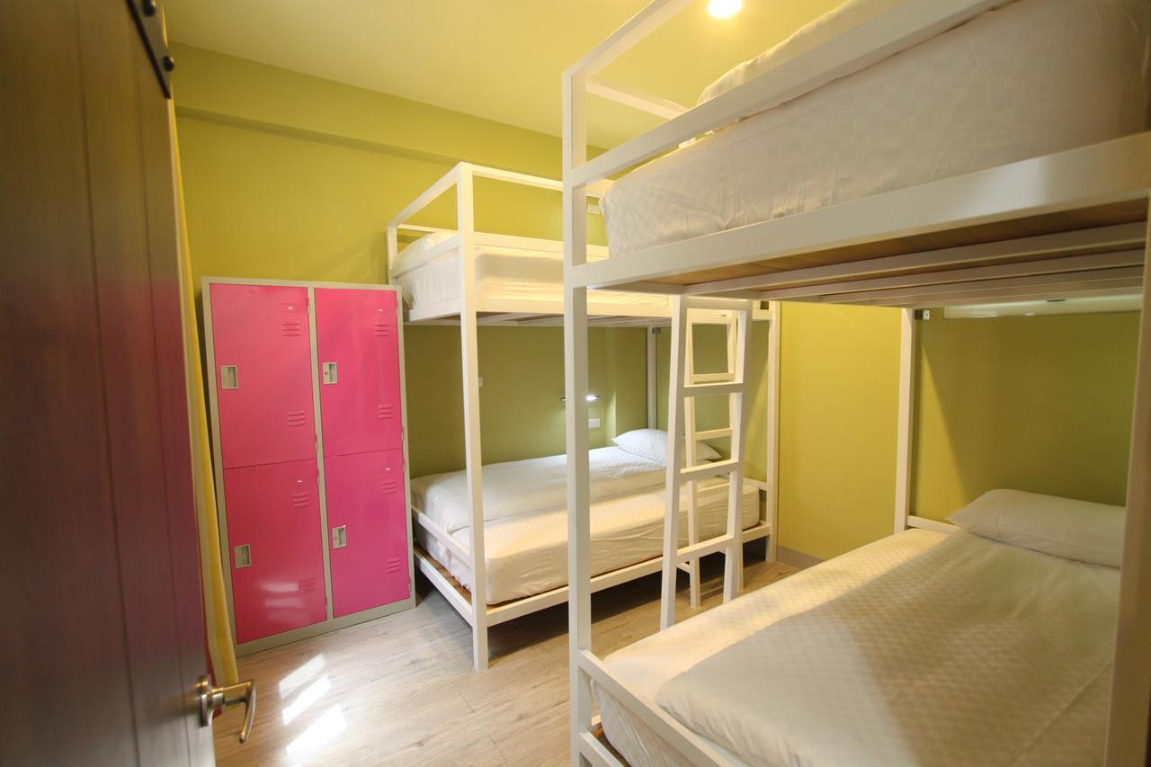 Heyyo Hostel เมืองฮวาเหลียน ภายนอก รูปภาพ